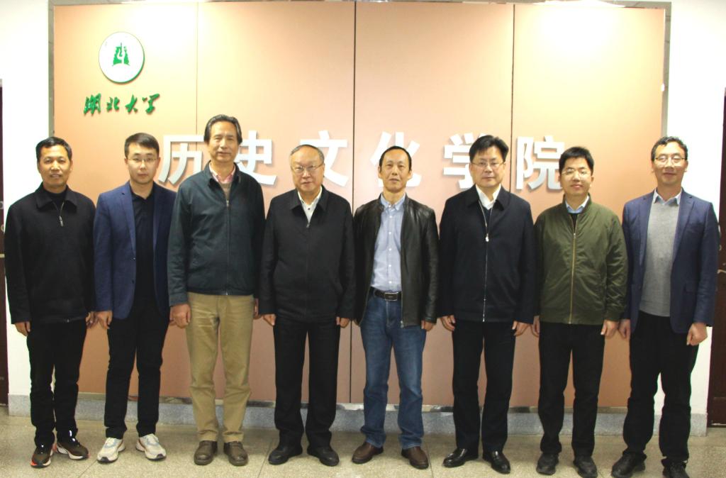 校党委书记谢红星调研bv伟德国际体育官网人才工作